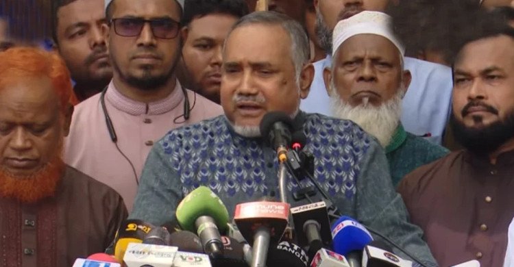 অন্তর্বর্তী সরকারের ৪-৫ উপদেষ্টা বিশেষ দলের পক্ষে কাজ করছেন: ডা. তাহের